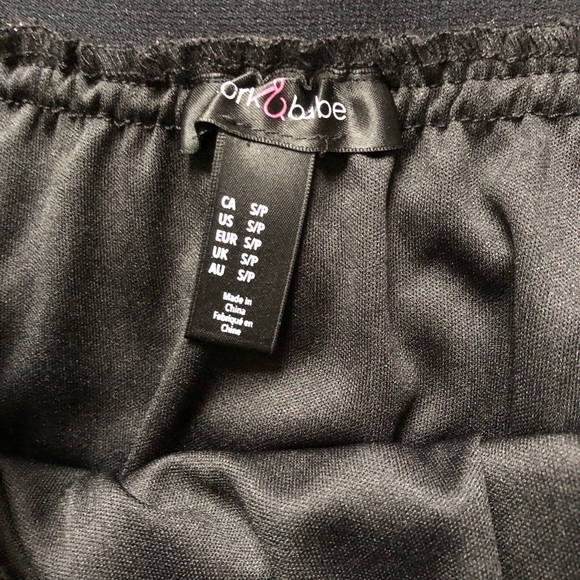 Maternity Skirt - Picture 3 of 5